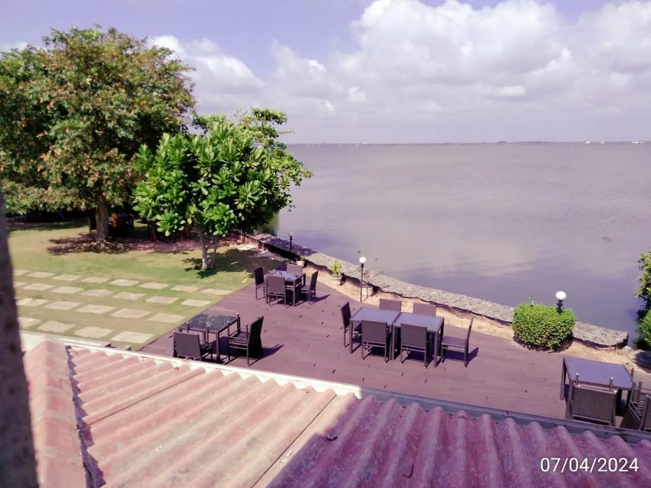Nilakma Lagoon Negombo Hotel